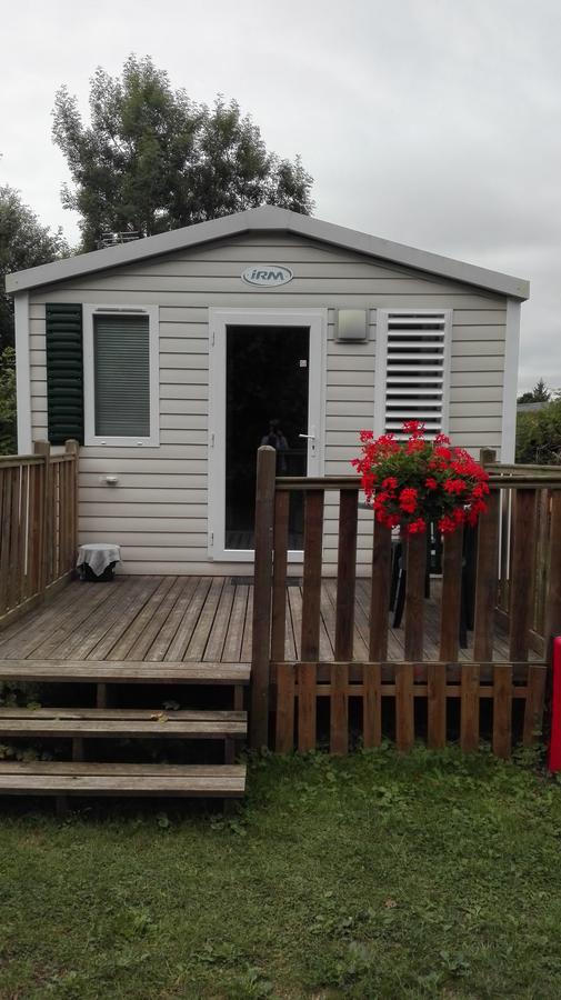 Camping Loisirs Des Groux Mousseaux-sur-Seine Exteriér fotografie