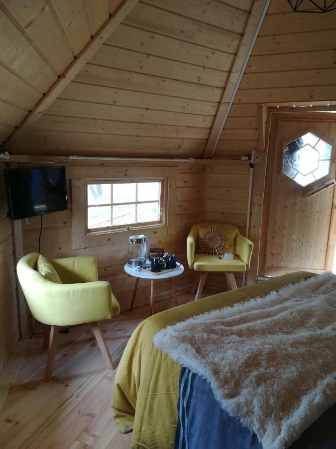 Camping Loisirs Des Groux Mousseaux-sur-Seine Exteriér fotografie